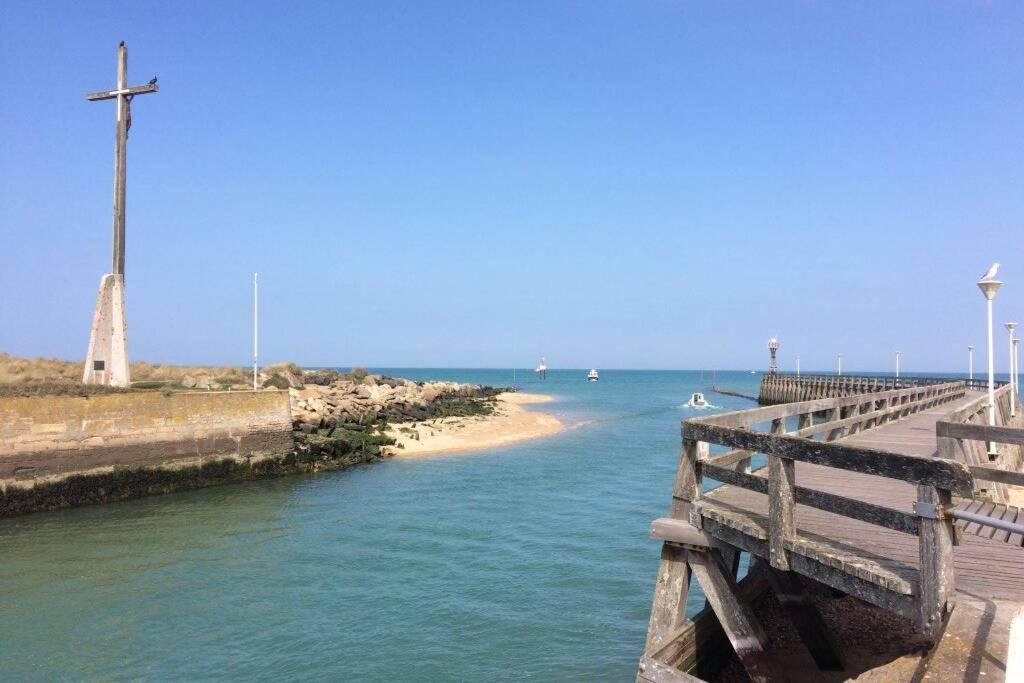 Appartement T2 Avec Vue Sur Mer Directe ! Courseulles-sur-Mer Exteriör bild